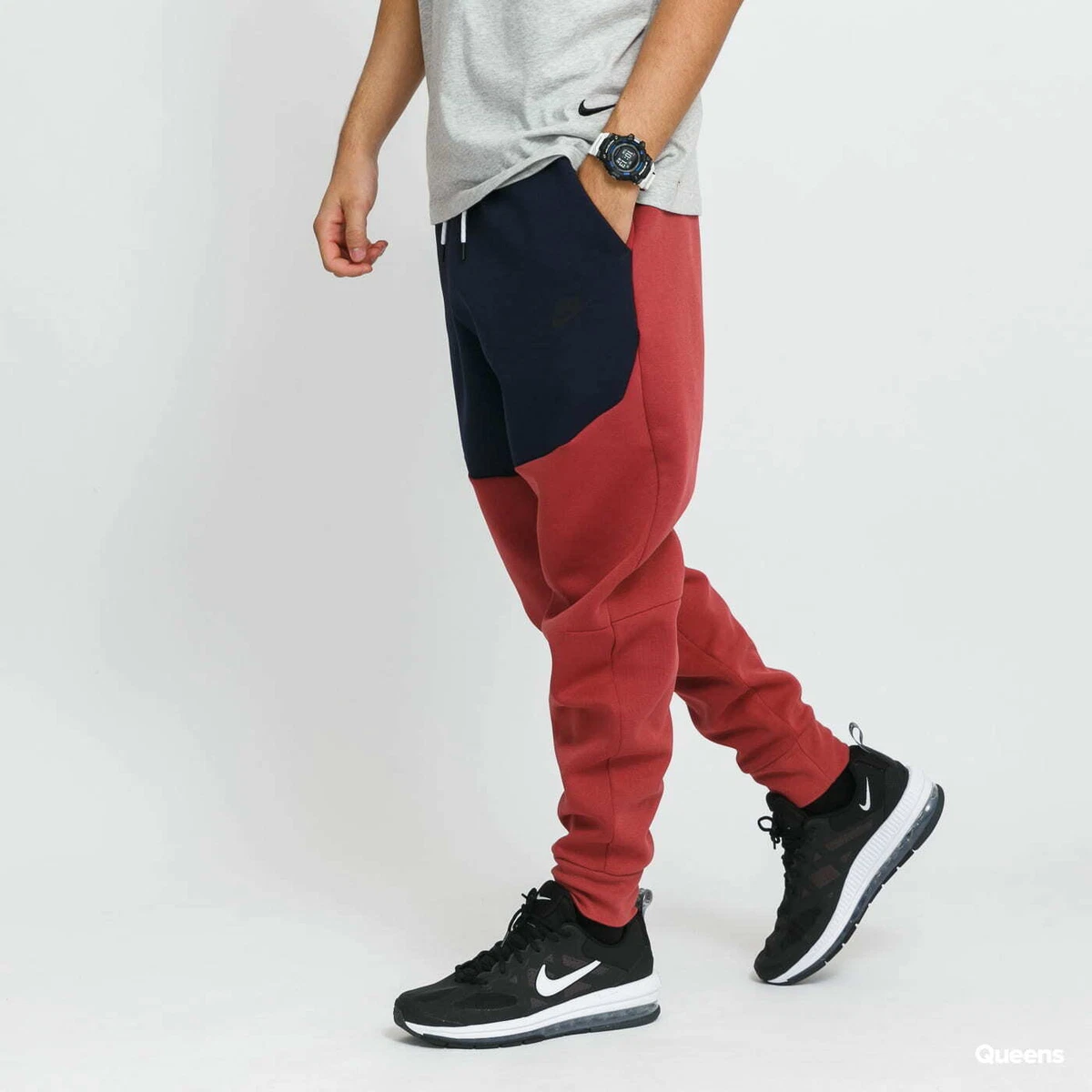 Nike tech fleece pants hot sale red