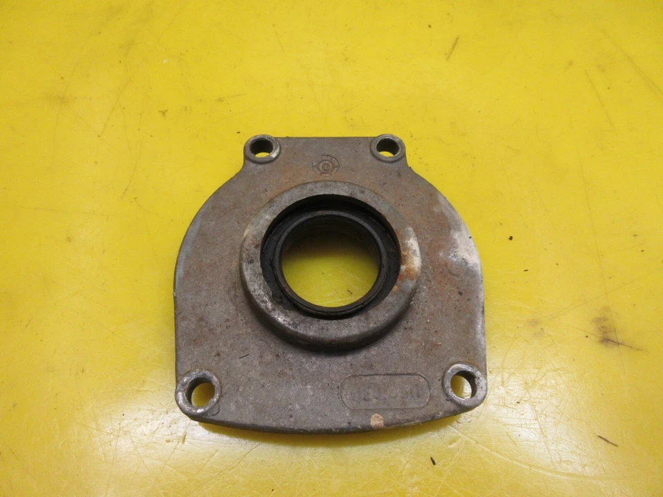 MERCURY SPORTJET OUTBOARD 210 175 200 150 135 LOWER CRANKSHAFT SEAL END PLATE  - Image 3 of 4
