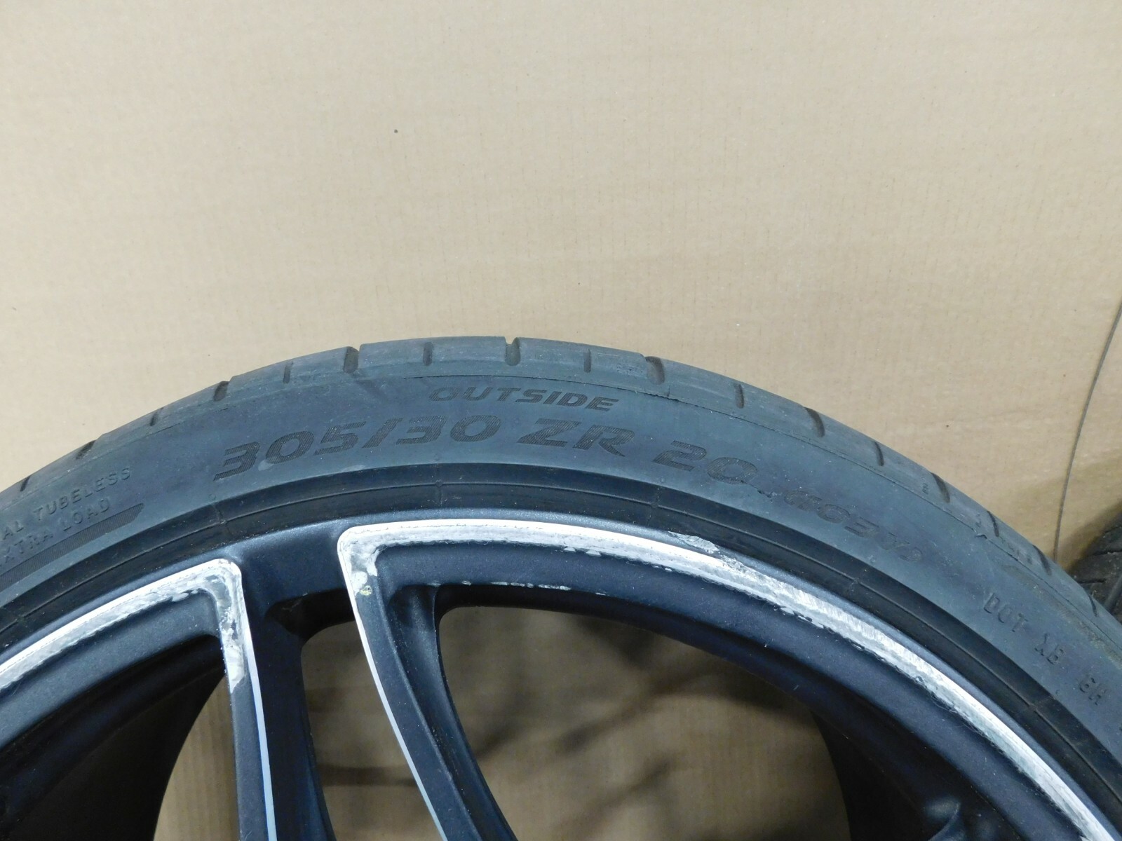 2019 17 18 19 20 McLaren 720S OEM 19" Rear Wheel / Tire #1  #3055 N7