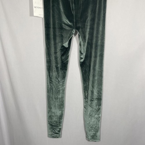 NEW XS Beyond Yoga Velvet Velour Motion High Waisted Midi Legging Forest Green - Picture 10 of 12