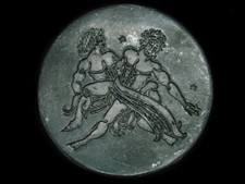 TC07123 VINTAGE 1970s GEMINI ASTROLOGY ZODIAC BELT BUCKLE