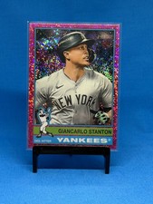 2025 Topps Heritage - Giancarlo Stanton #212 Chrome Pink Sparkle Refractor