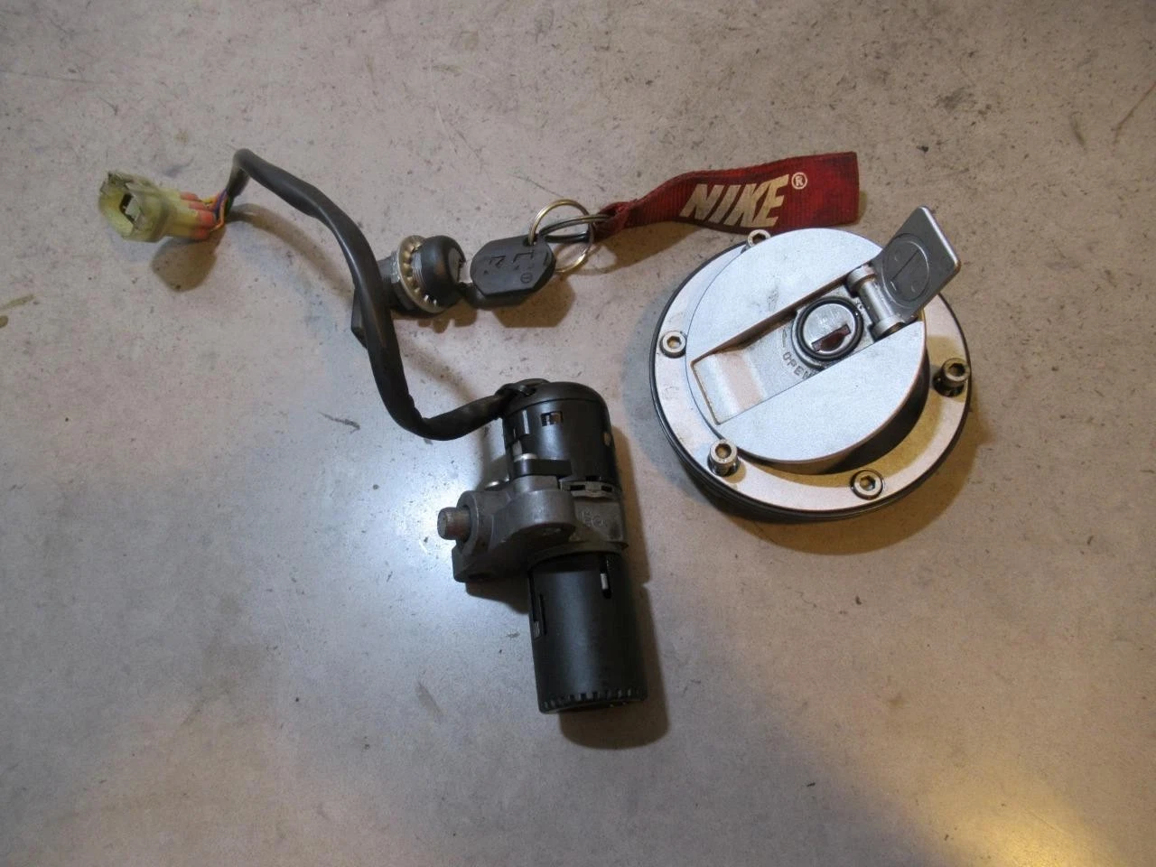 KTM Duke 990 Ignition Switch Locks 2007 #2