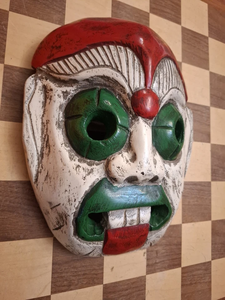 Hand Carved Wooden Souvenir Thailand Thai Wall Hanging Face Mask 24x20cm - Image 2 of 4