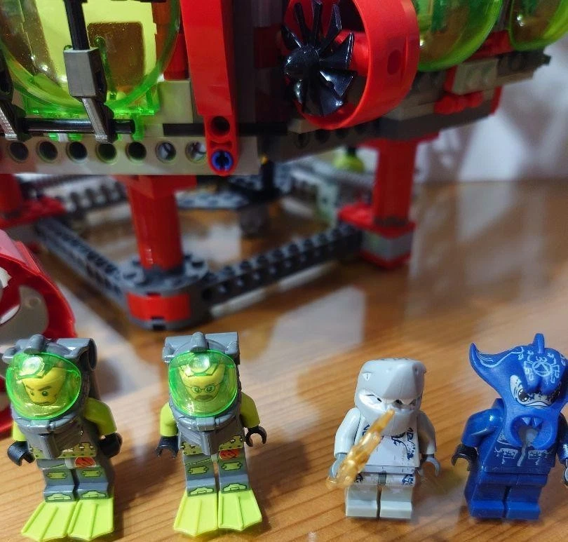 LEGO 8060 Typhoon Turbo Sub 8077 Atlantis Exploration HQ Atlantis without Box - Image 3 of 4