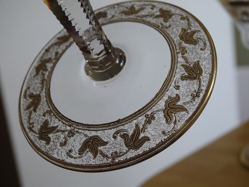 SAINT LOUIS 2 ANCIENNES COUPES A CHAMPAGNE EN CRISTAL GRAVURE MODELE CALLOT GOLD - Imagen 7 de 14