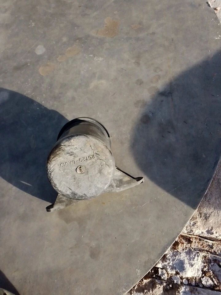 Bote de carbón al vacío Toyota Avalon 1997-2004 25729-0A010 Foto 4 de 4