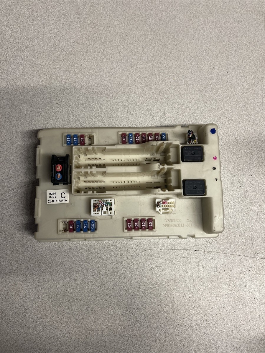 あか 2007 2008 Nissan Maxima Power IPDM FUSEBOX Under Hood OEM