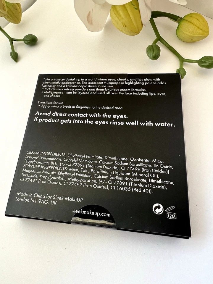 Sleek Highlighter Contour Palette 5 Shades Mirror Compact *DISTORTED DREAMS* New - Image 3 of 3