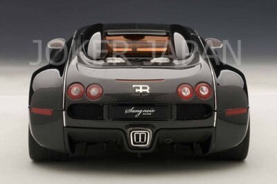 ミニカー Bugatti EB Veyron 16.4 Sang Noir AUTOart Bugatti EB Veyron 16.4 Sang Noir in Black in 1:18 Scale by