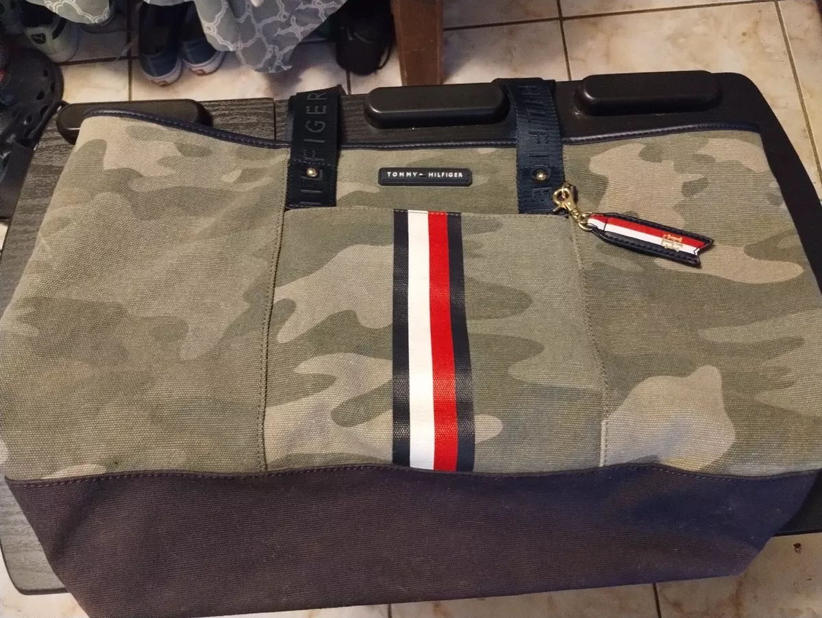 Tommy hilfiger camouflage tote 2025