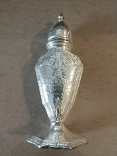 Vintage W.B. Mfg Co. Weidlich Bros Silver Shaker Capital Washington DC 3110
