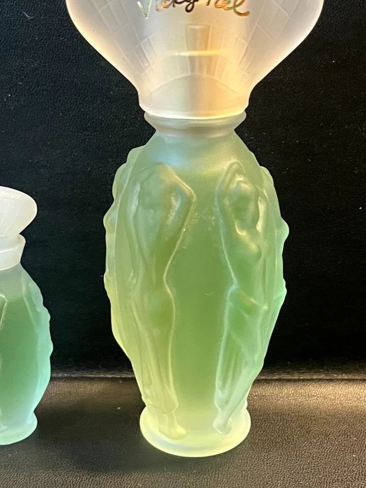 Туалетная вода-спрей Vicky Tiel 1,0 унции и 1 миниатюрный парфюм? ~ - Изображение 3 из 4