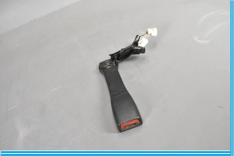 07-12 Lexus LS460 hebilla de cinturón de seguridad delantero izquierdo del lado del conductor negro OEM Foto 2 de 4