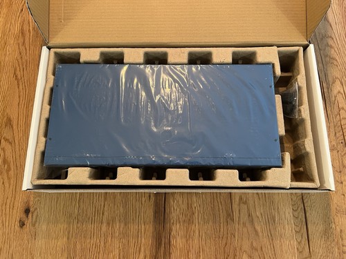 Wildix WSG24POE Interrupteur POE 24 ports 6kV 2 SFP - Neuf en boîte - Photo 7/8