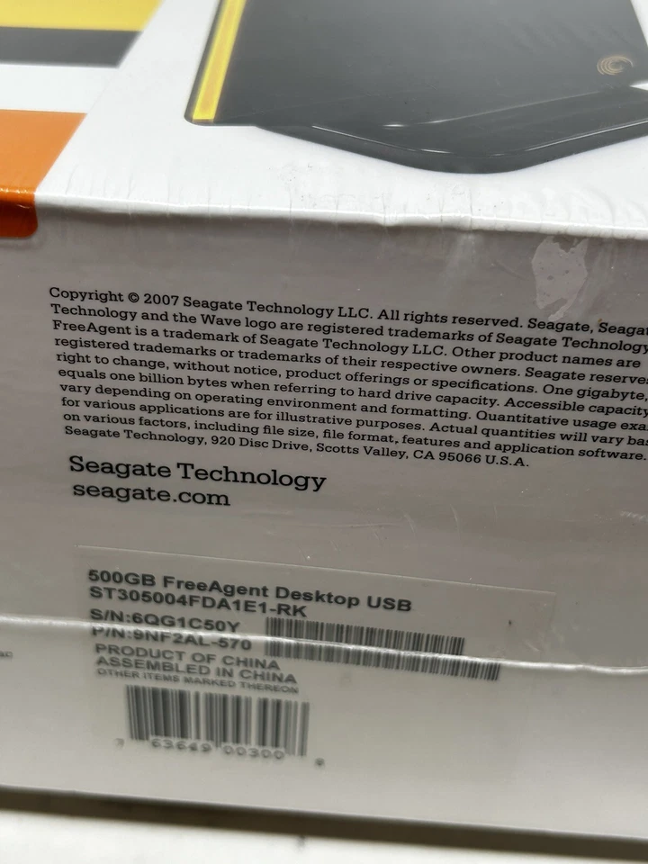 Seagate FreeAgent 9NF2AL-570 500GB Desktop USB Hard Drive - Image 4 of 4