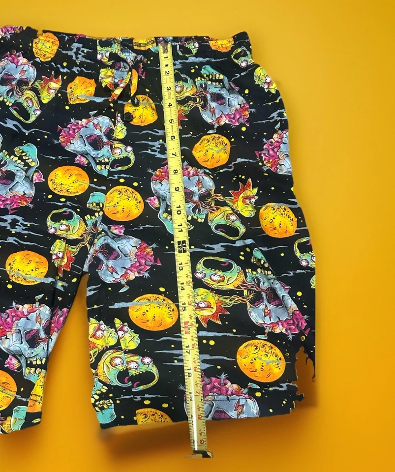 Cartoon Network Rick and Morty Graphic Drawstring Pajama Shorts Size: Large - Image 2 of 3