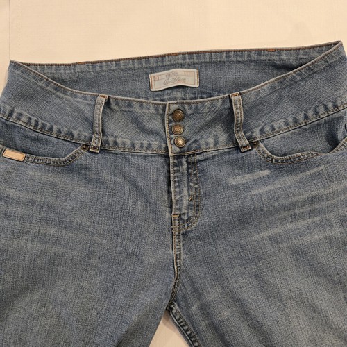 Levi Strauss Signature Stretch women's Snap Zip Denim Jeans No Back Pockets 12 - Picture 3 of 10