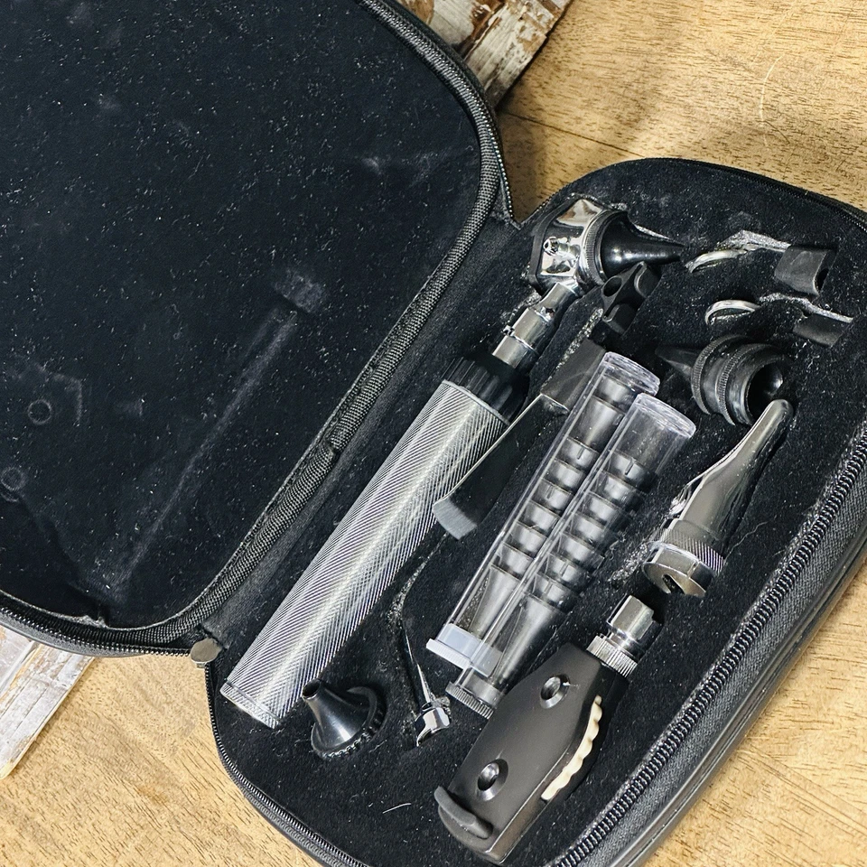 ADC ProScope Juego de Diagnóstico Otoscopio Oftalmoscopio para Uso Educativo Usado Foto 4 de 4