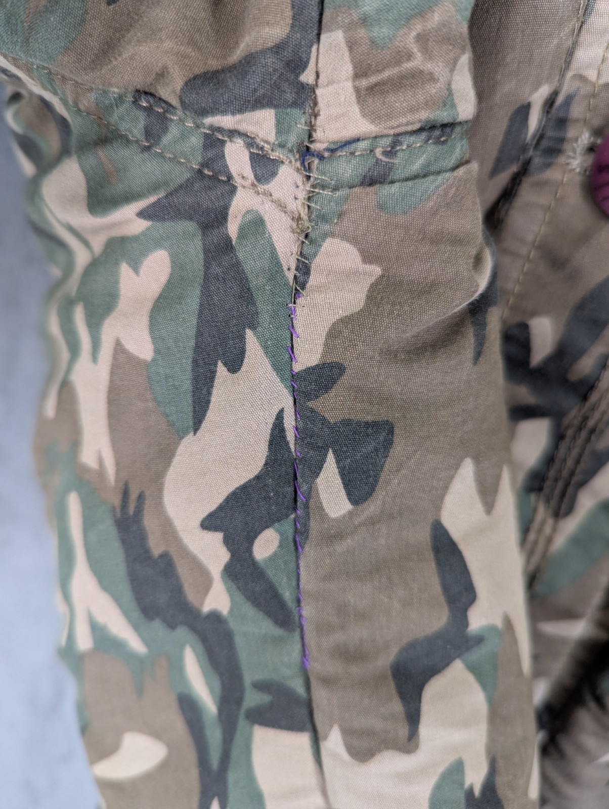 Levi's Women's Camouflage Jacket Size Large Sherpa Lined Pockets Zip Up USA image 8