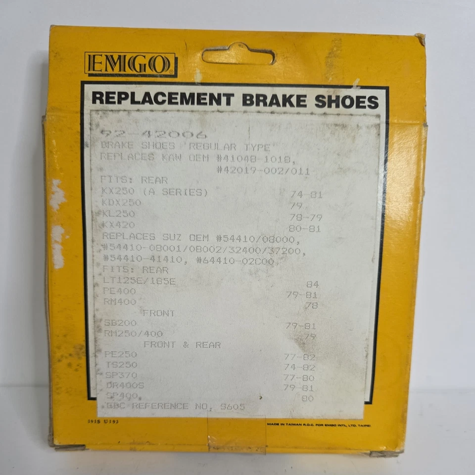 Zapatas de freno Kawasaki KX250 KDX250 KL250 KX420 Suzuki LT125E LT 185E PE400 RM250 Foto 2 de 4