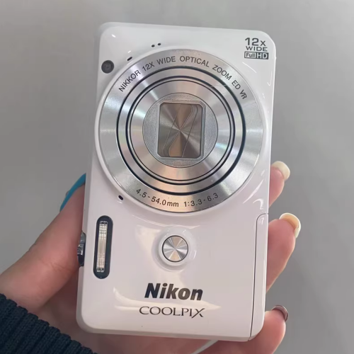 Nikon Coolpix S6900 16.0 MP Compact Digital Camera - White for