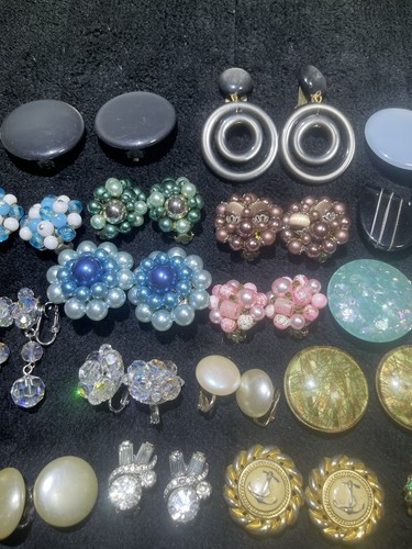 32 Pair Clip On Earrings Lot Costume Jewelry Vtg Retro - Picture 3 of 16
