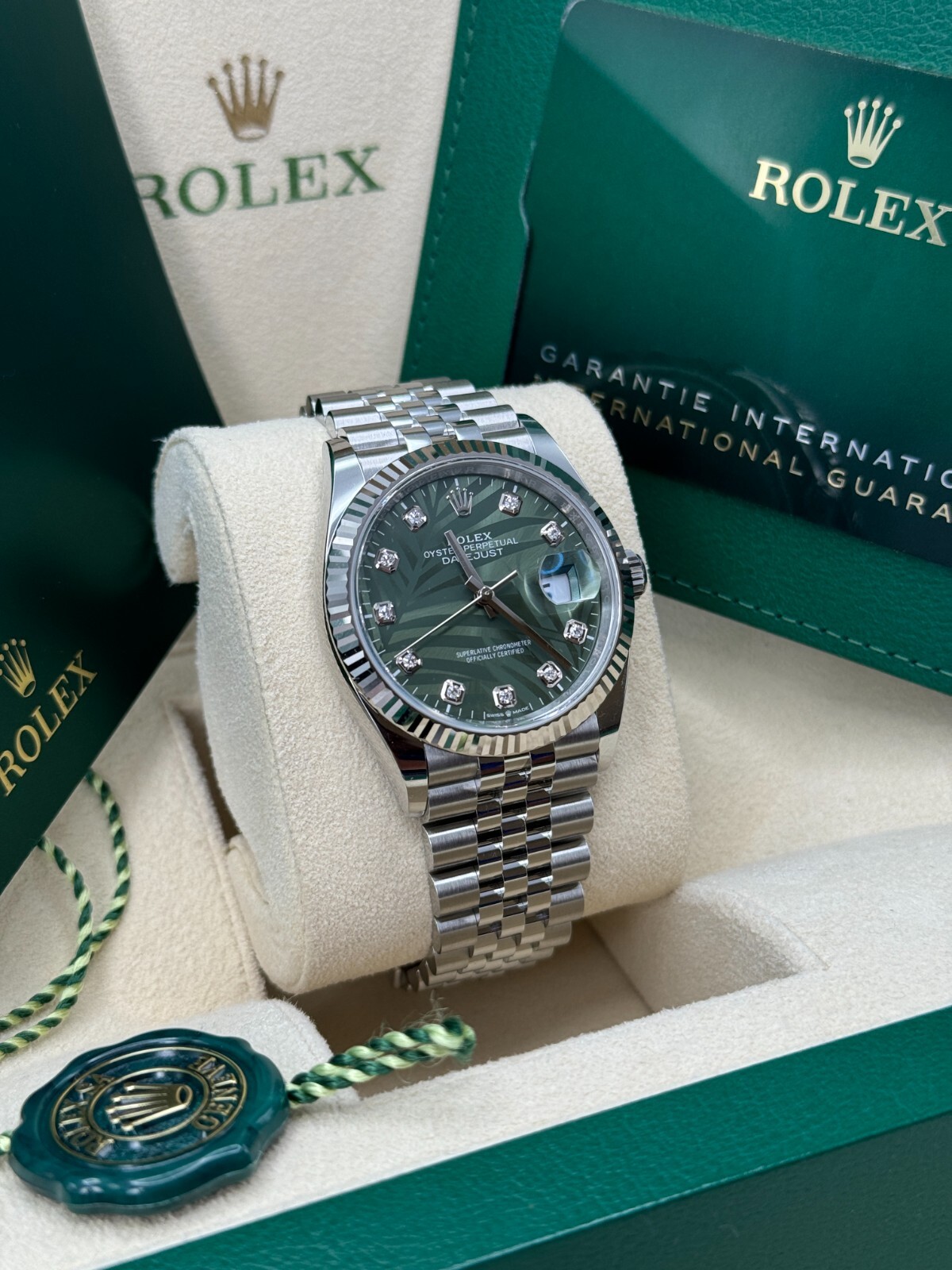 Rolex Datejust 36 NEW 2024 DISCONTINUED Green Palm Diamond Motif Dial Jubilee image 3