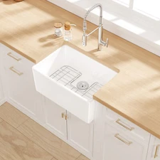 Eridanus 24" Ceramic Kitchen Sink Rectangular Farmhouse/Apron Sink w/ Strainer