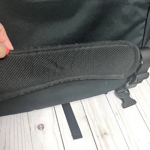 Patagonia Half Mass Messenger Shoulder Bag Black New! - Picture 19 of 24