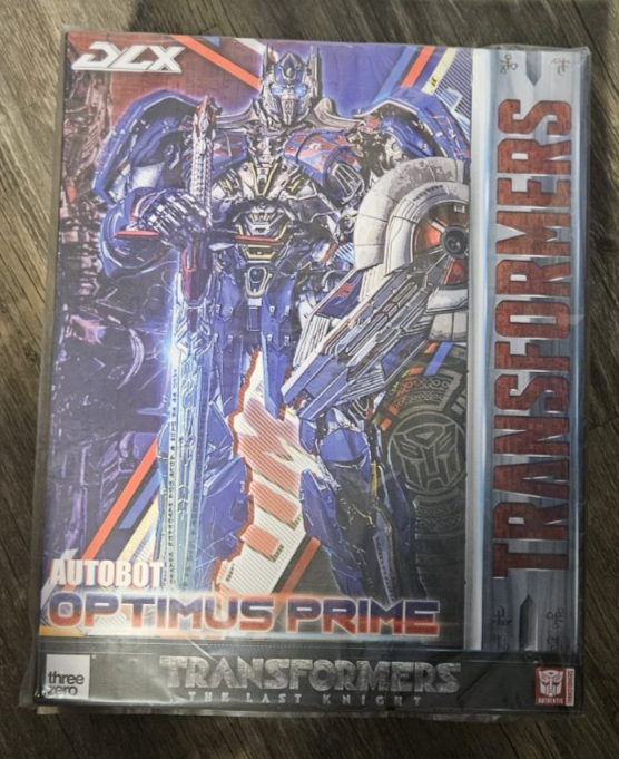 ThreeZero Transformers The Last Knight DLX Optimus Prime 11.22 in