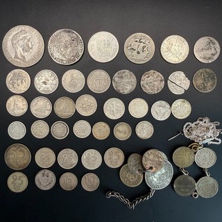 Numinook: Silbermünzsammlung aus aller Welt 150g meist 0.9