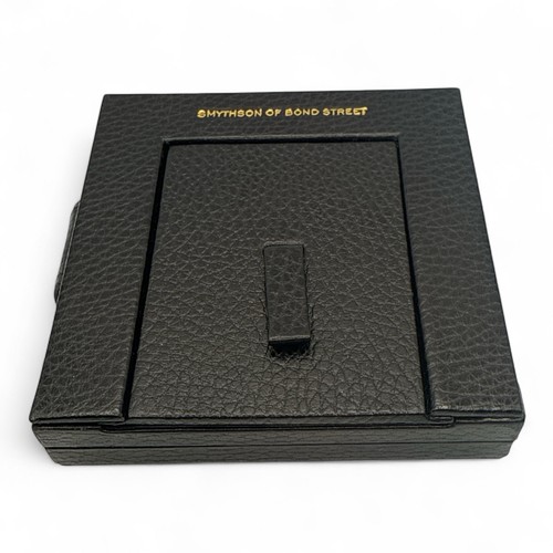 Horloge de voyage et album photo Smythson of Bond Street en cuir noir - Photo 7 sur 12