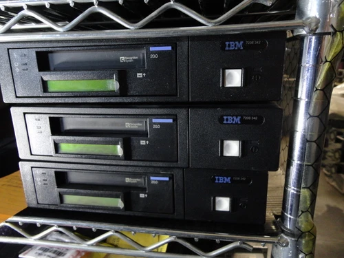 IBM 60GB 7208-345 8mm Tape Mammoth-2 AME M2 60/150GB 8M External Tape Drive