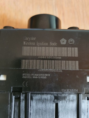 NEW Genuine Jeep Grand Cherokee 08-10 Ignition Receiver Wireless Node 68210150AB - Picture 6 of 6