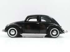 Maisto 1 18 Green 1951 VOLKSWAGEN Export Sedan | Special Edition 