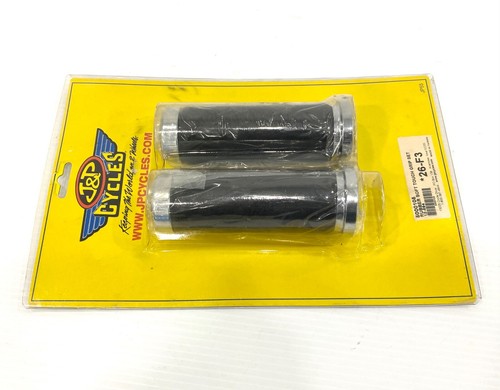 J&P Cycles Rubber Soft Touch Fat Chrome Handlebar Grips for Harley 08-24 Touring - Picture 3 of 8