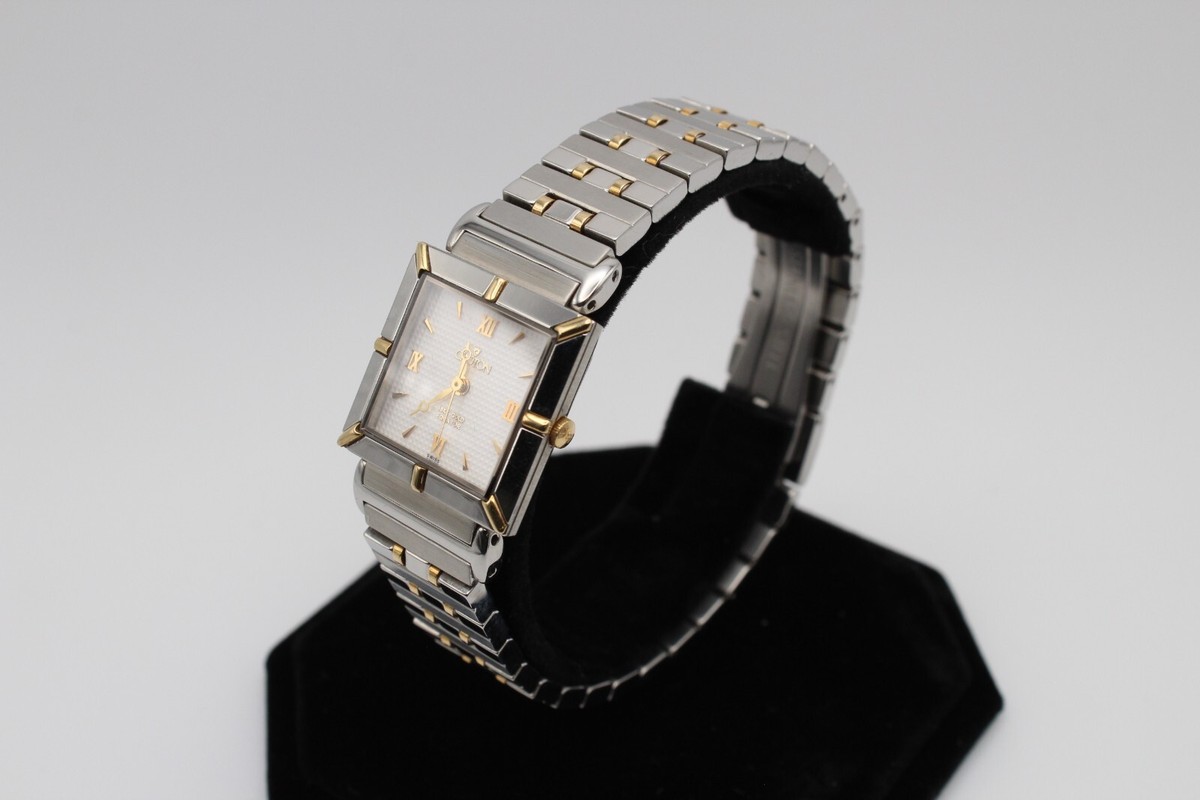 Croton Equator Swiss Quartz 18k Gold Bezel Crown & Links  display picture 3