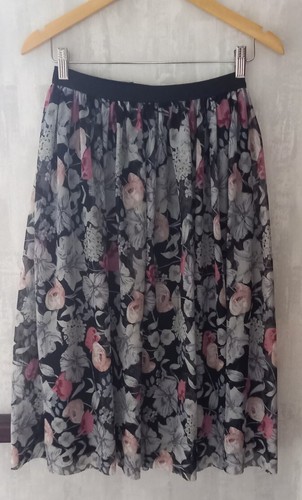 Miss Selfridge schöner Rock schwarz Blumenmuster Größe 10 Netz mit Futter