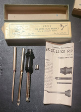 Vintage Columbia Minerva Deluxe Rug Needle Set, Original Box  90