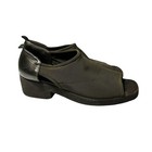 Donald J. Pliner Womens Pull On Block Heels Size 6.5 Brown