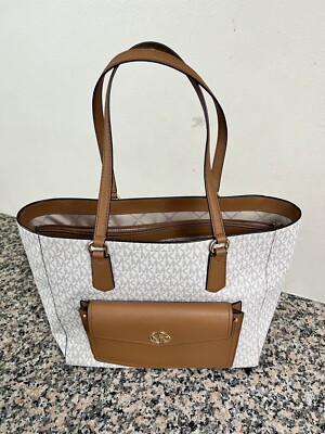 Michael Kors Joey Vanilla Monogram Acorn Leather Pocket Travel