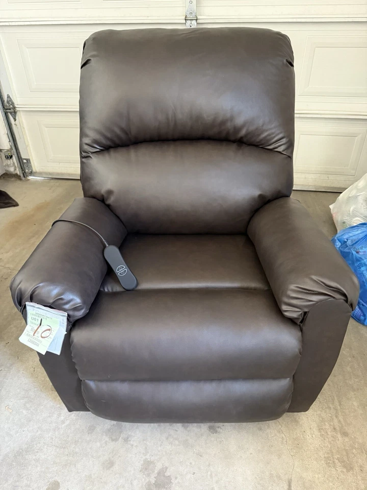 Nuevo sillón reclinable Markridge Power Lift Foto 4 de 4