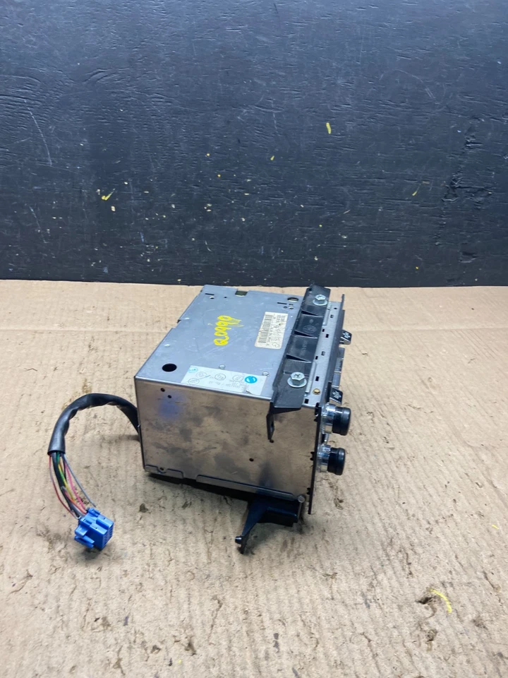 Cadillac Fleetwood Deville 1993 1994 1995 radio AM/FM reproductor de CD fabricante de equipos originales q0990 DG Foto 2 de 4