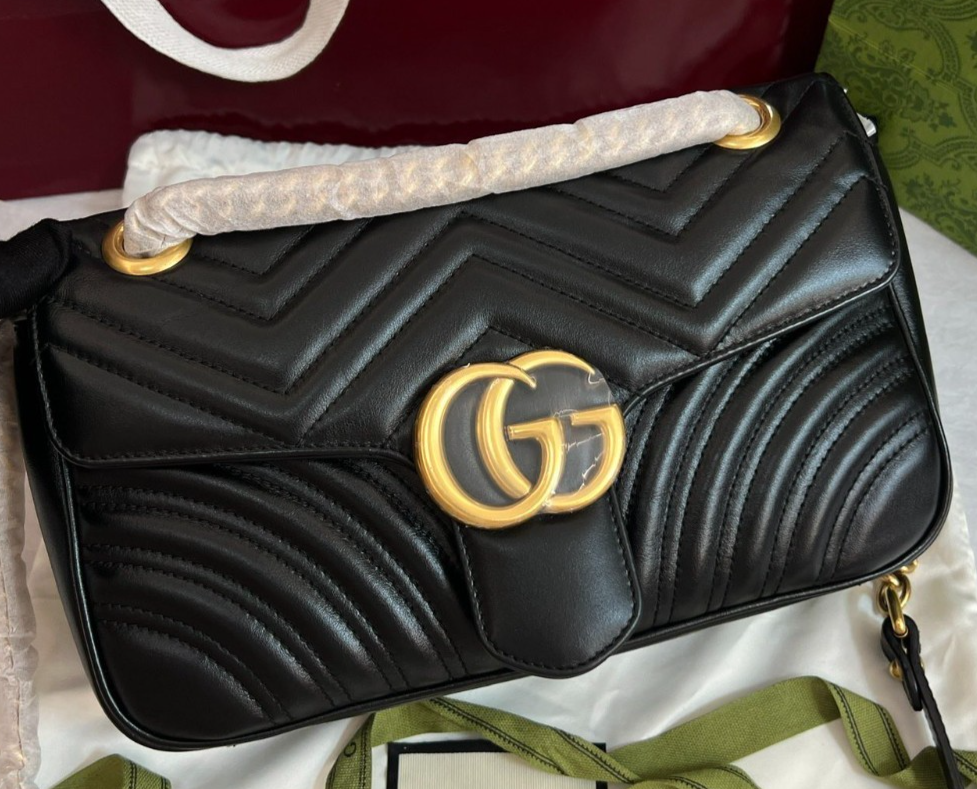 GUCCI GG Marmont 26 Black Gold Chain Shoulder Crossbody Bag Like New