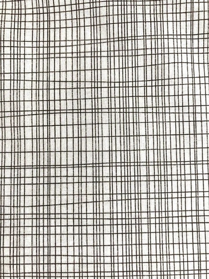 Tela cruzada geométrica negra sobre blanca de media yarda - #56 Foto 3 de 3