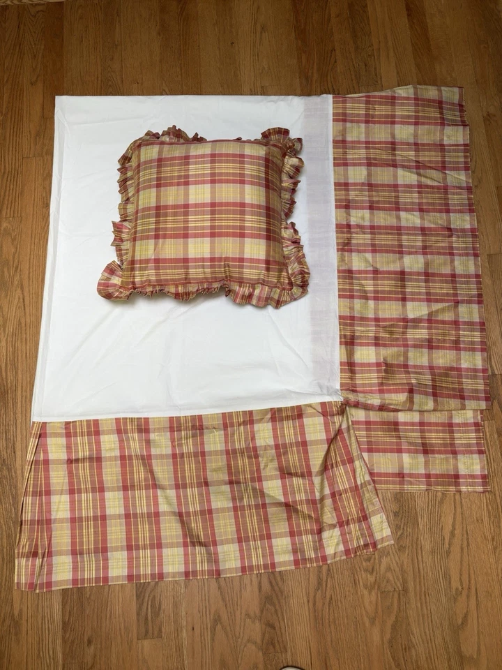 Conjunto de travesseiros decorativos 100% seda Waterford QUEEN rosa ouro amarelo xadrez - Imagem 2 de 4