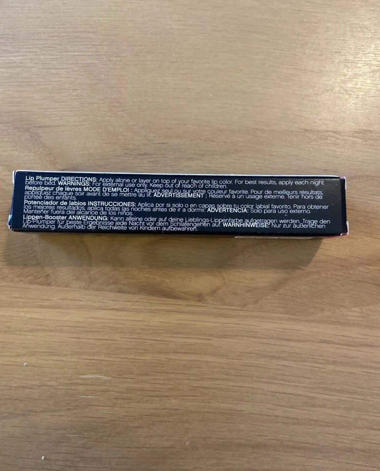 NOVO NA CAIXA YOUNIQUE MOODSTRUCK HOTTIE LIP PLUMPER ATUALIZADO - Imagem 2 de 3