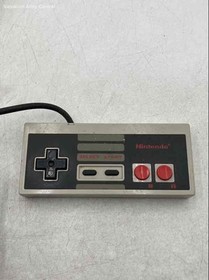 Nintendo NES Super Mario Bros. 2 Dr. Mario & Many More Video Games & Controllers