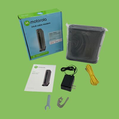 Motorola 24x8 Cable Modem Model MB7621 Black #NO6347 (AR)
